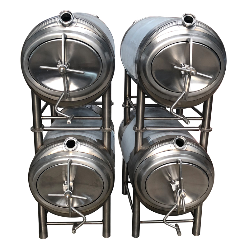 15BBLHorizonta Bright Beer Tanks